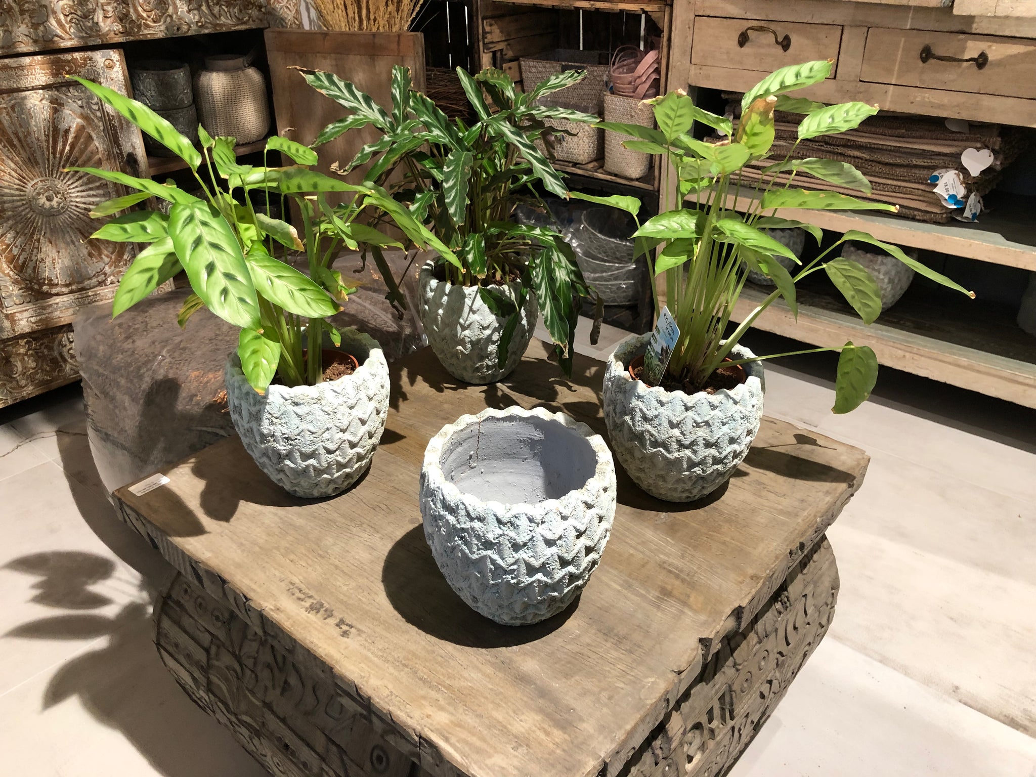 Nana blue ceramic