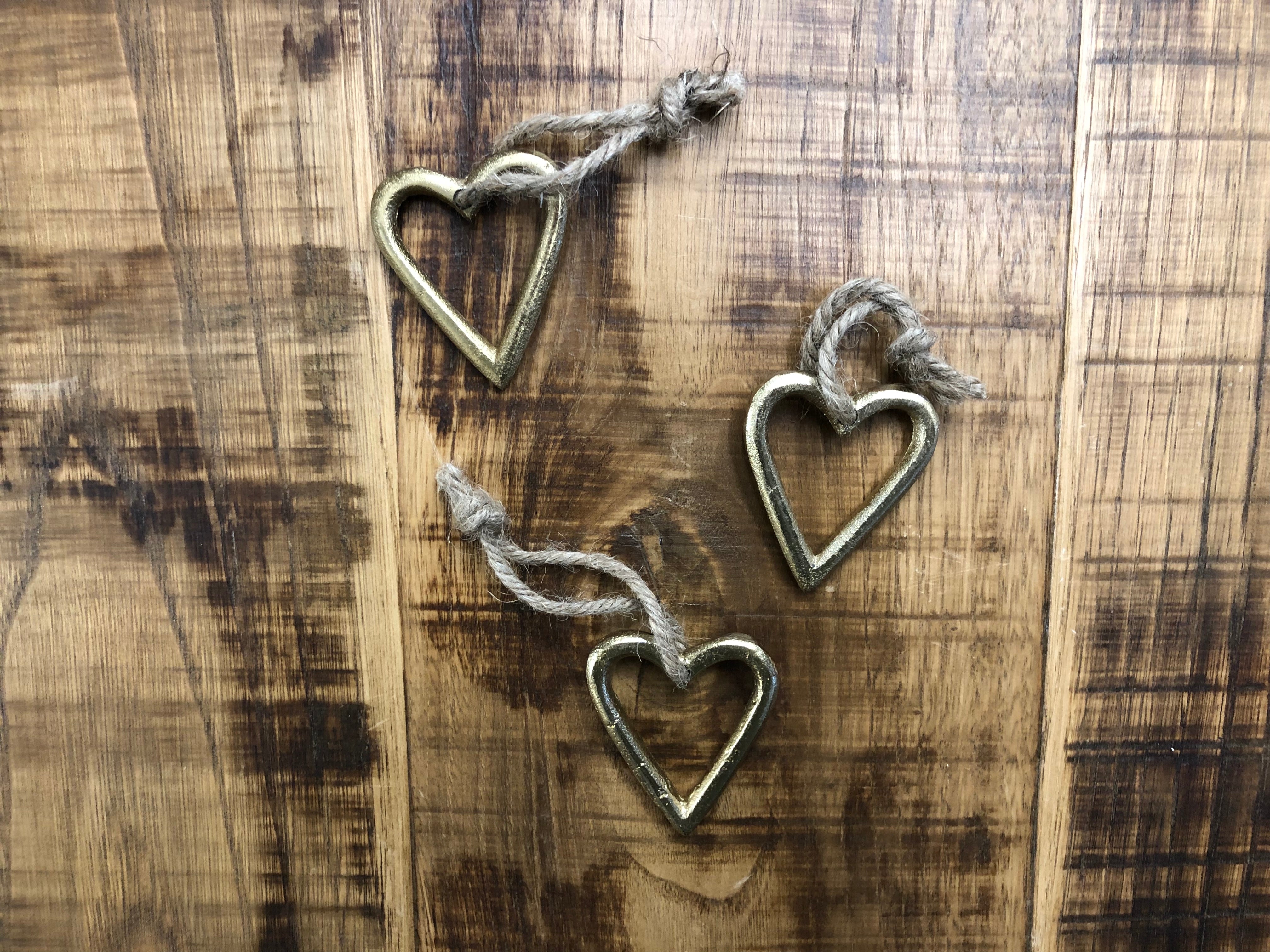 Xmas special gold heart hanger