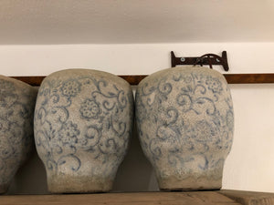 Carls white ceramic bombey pot blue finish