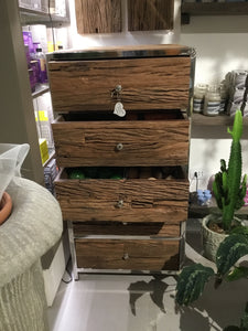 Cassettiera madera